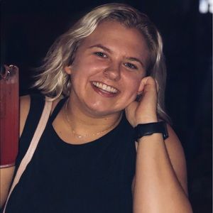 Meet your Posher, Mikayla